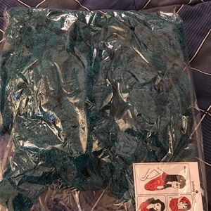 🌸🆕NWOT Infinity Scarf 🧣